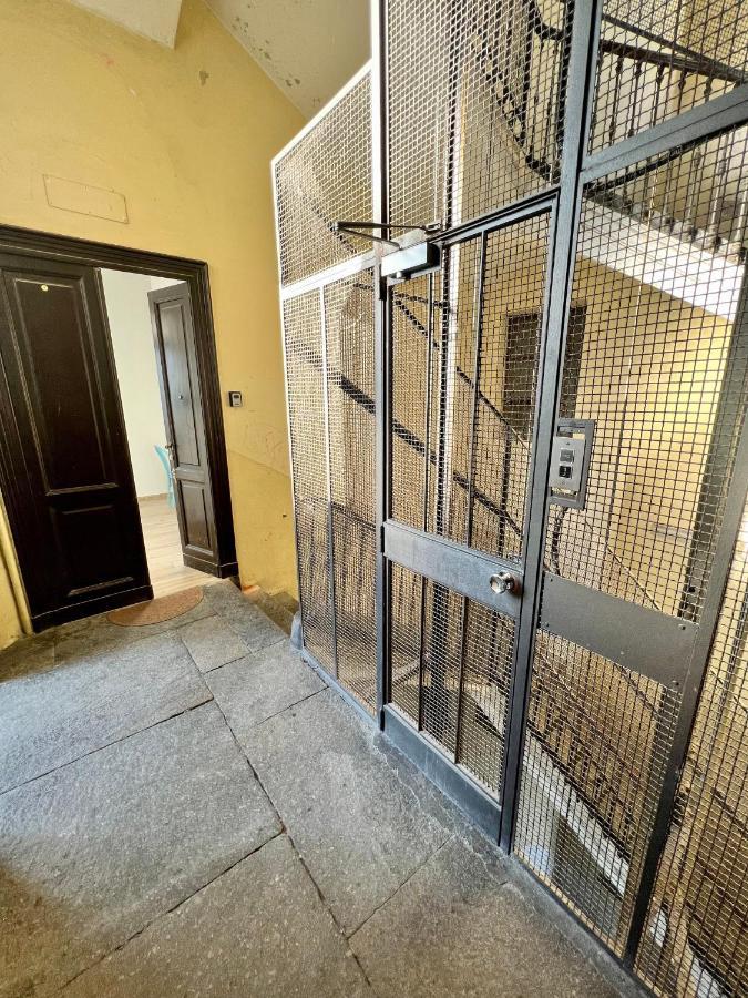 Апартаменти Casa Giulio - A Due Passi Dal Centro Турин Екстер'єр фото